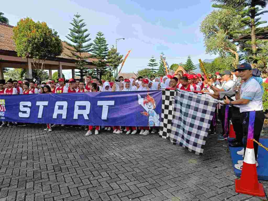 Ribuan Siswa SMK PGRI 3 ikuti SKARIGA Kebut&nbsp;Gunung