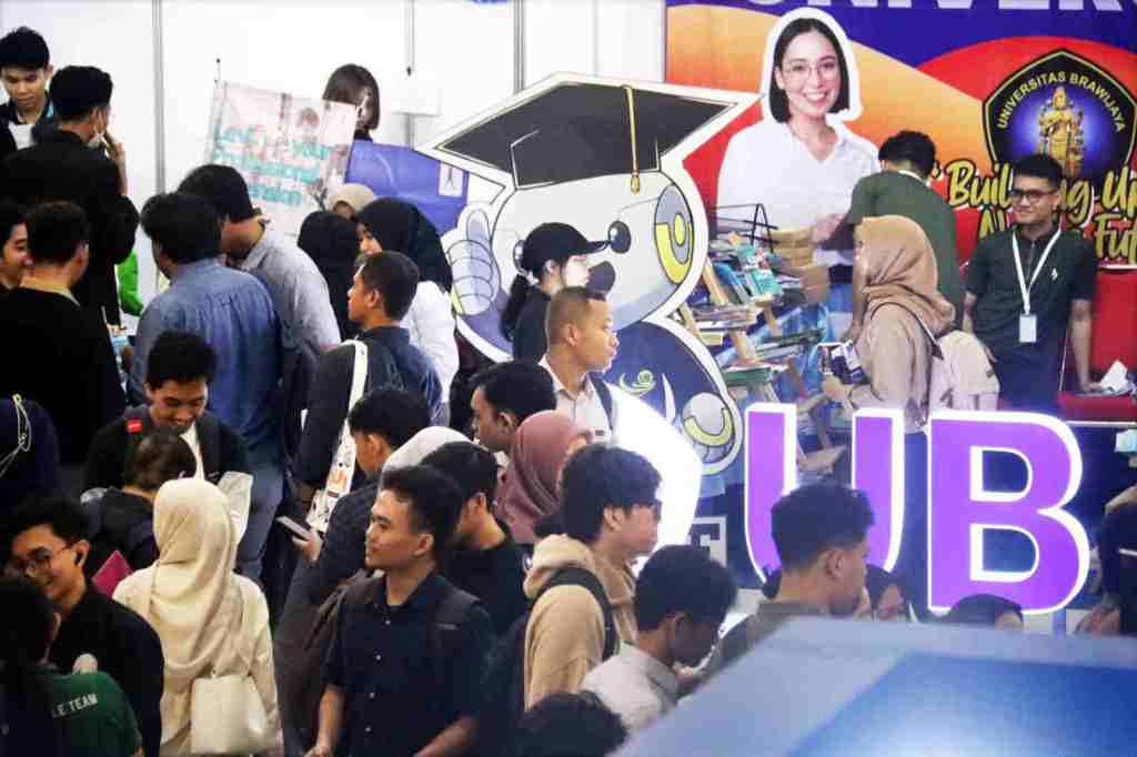 Ribuan Mahasiswa Padati Brawijaya Career Expo 2024