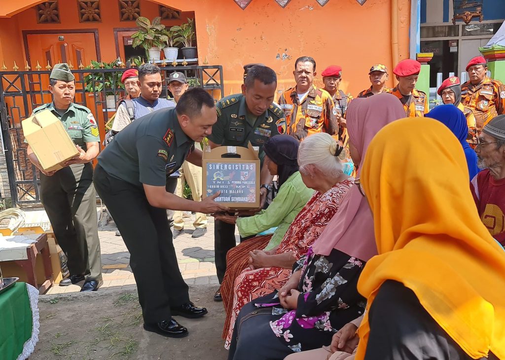 Kodim 0833/ Kota Malang Serahkan Bantuan Sosial Kepada Warga&nbsp;Binaan